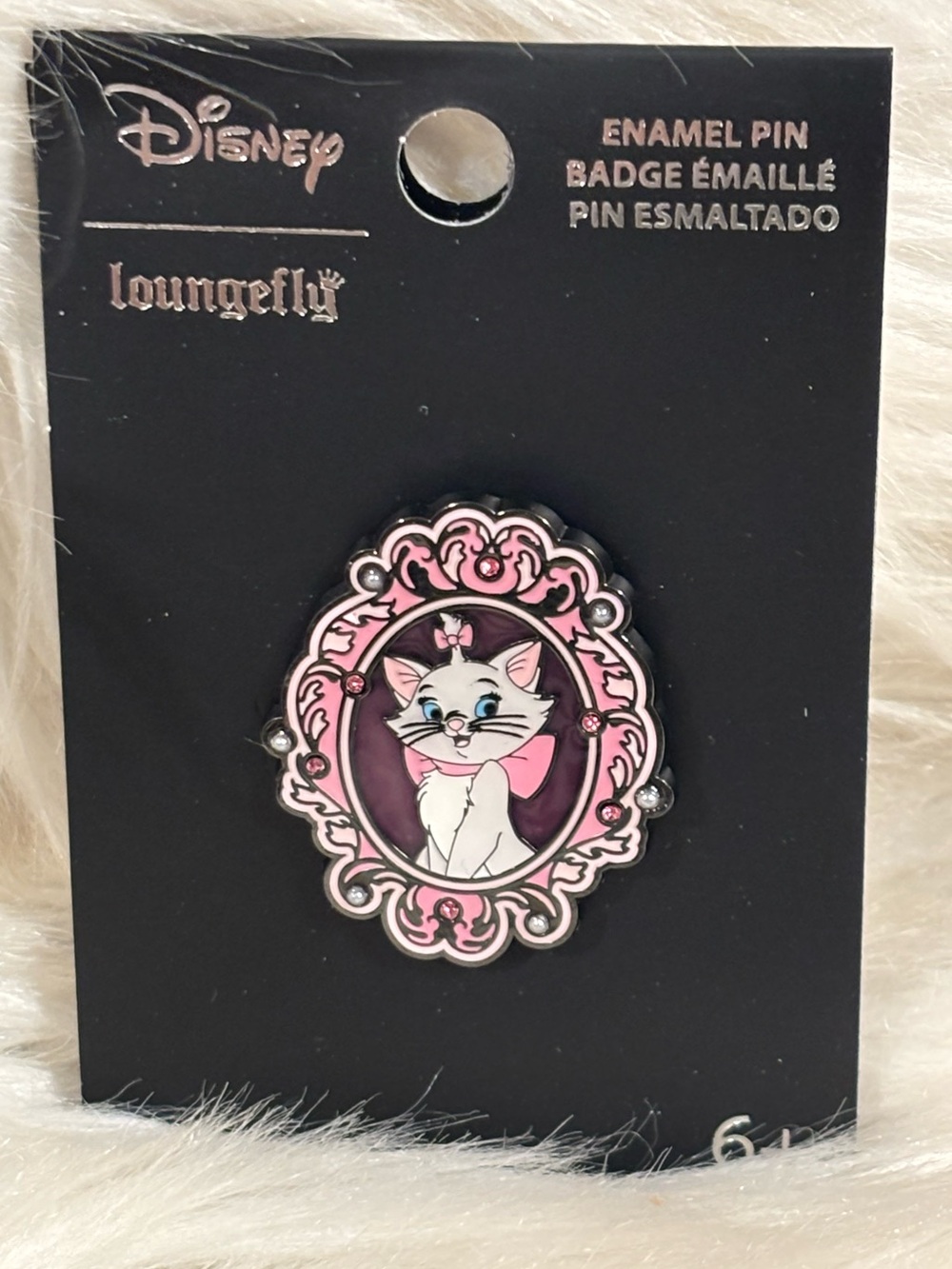 Disney Aristocats Marie Fancy Enamel Character Pin Exclusive New